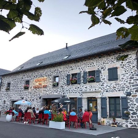 Auberge Du Cezallier Montgreleix Exterior photo